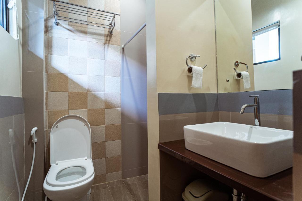 Marieli Suites Near Panglao International Airport エクステリア 写真