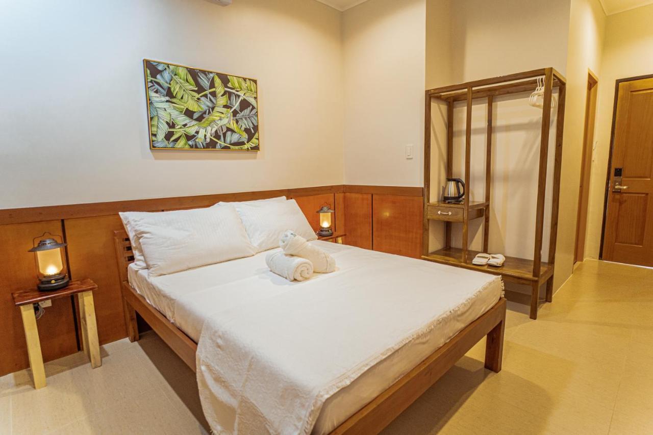 Marieli Suites Near Panglao International Airport エクステリア 写真