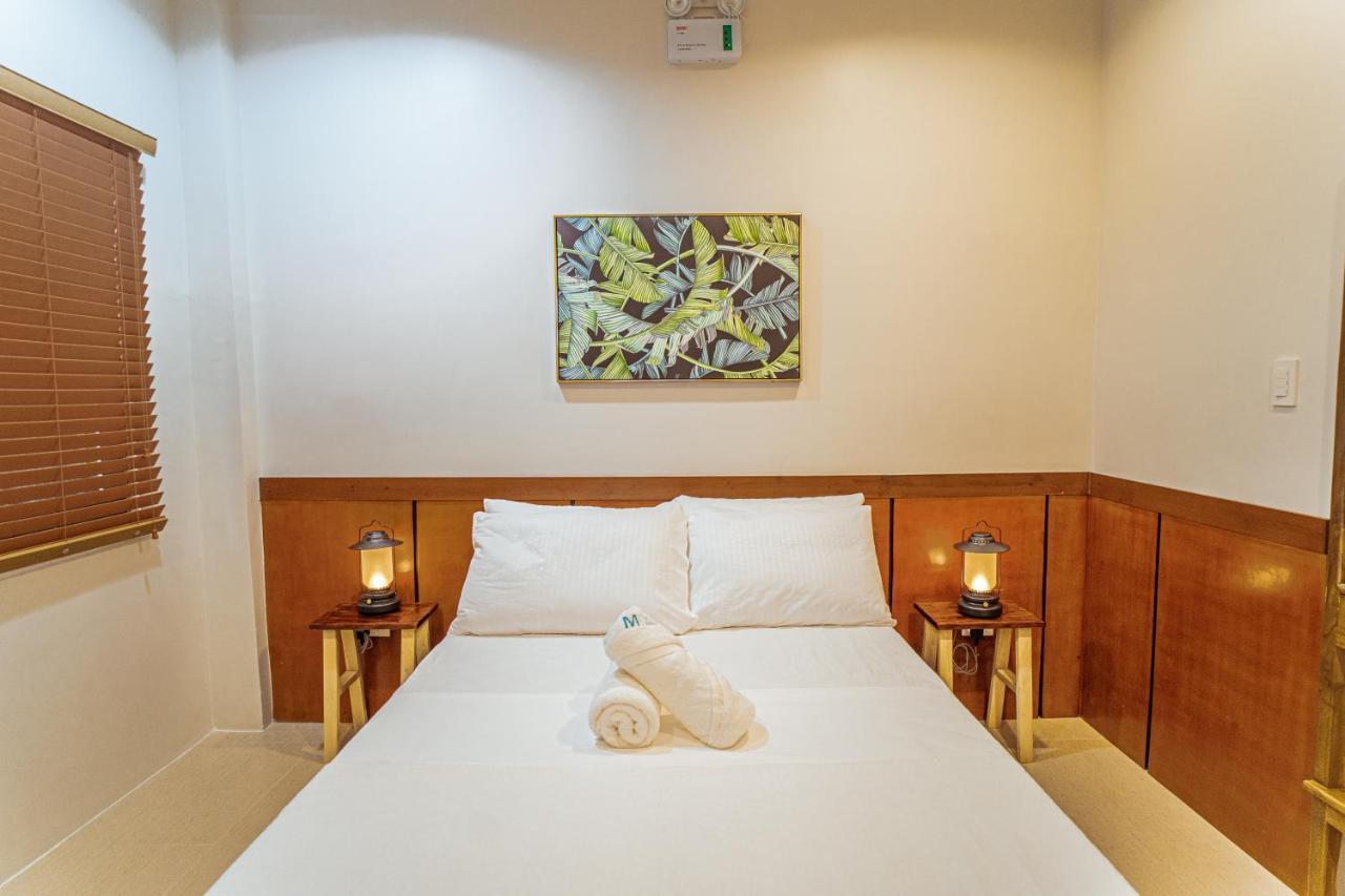 Marieli Suites Near Panglao International Airport エクステリア 写真